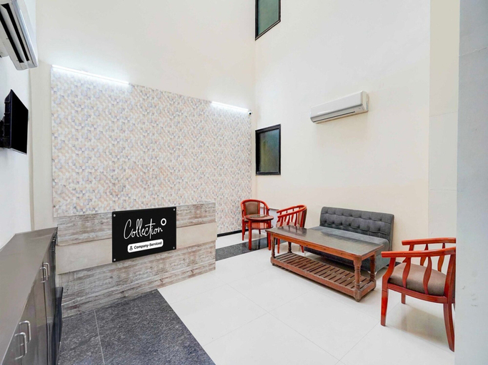 Reception 2, Collection O Sector 51 Noida, Gautam Buddha Nagar