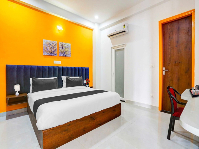 Room 3, Townhouse Oak Sector 69 Gurgaon, Gurgaon
