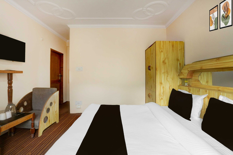 Room 3, Collection O Aleo Near Mall Road, Kullu