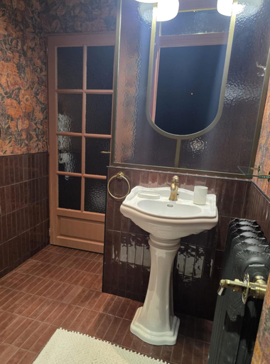 Bathroom 3, Domaine des Chailloux, Saône-et-Loire