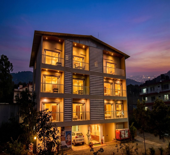 Exterior & Views 4, Hotel Holiday Plus, Satara
