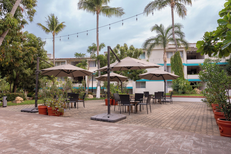 Exterior & Views 2, Hotel Suites Villasol, Dist. Pochutla