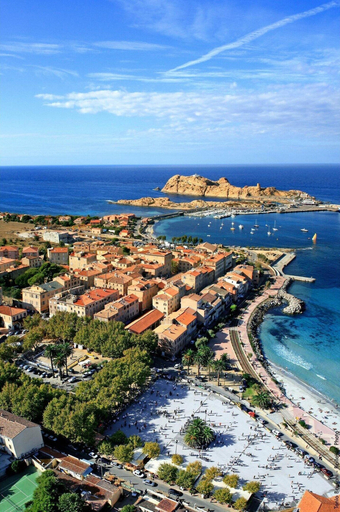 View from property 4, Modern 3-guest Apartment in L'ile Rousse, Haute-Corse
