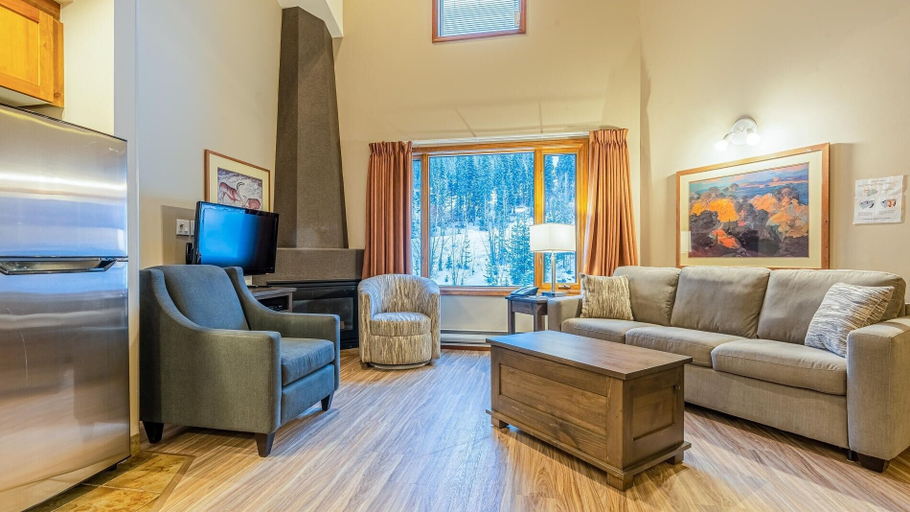 Living area 5, Cahilty #305 Home, Thompson-Nicola