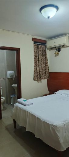Others 3, Hostal Quisquis, Guayaquil