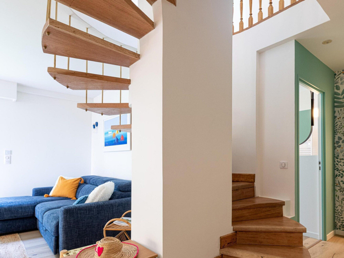 Living room 5, Sea-view Duplex for Family, Alpes-Maritimes