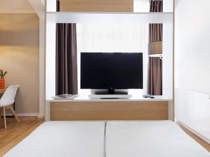 Bedroom 2, smartments Hamburg Aussenalster, Hamburg
