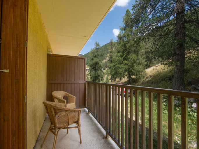Balcony 2, Stay Near Pra Loup Ski, Alpes-de-Haute-Provence