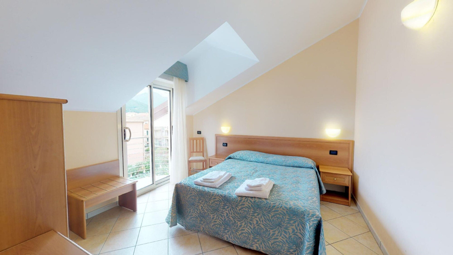 Room 5, Appartement in Pietra Ligure, Savona