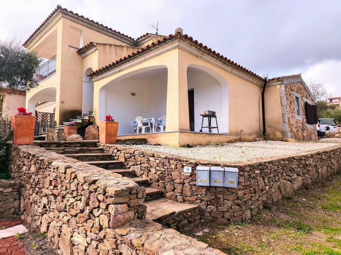 Exterior 3, Cosy Apartment by sea Near Budoni, Nuoro