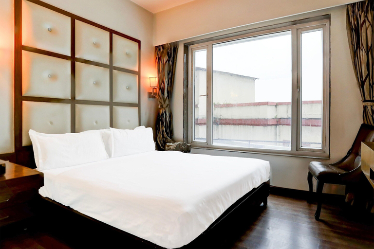 Room 4, Palette River Front Railway Station, Ahmadabad