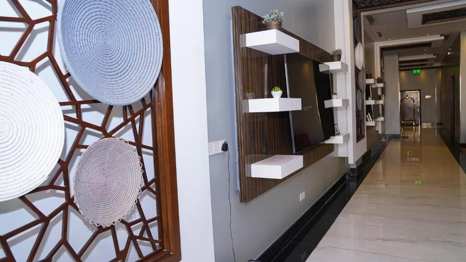 Others 5, Clowzer Hotel, Riyadh