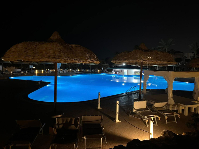 Sport & Beauty 1, Sea View Private Studio with Kitchenette at Domina Coral Bay, Sharm el-Sheikh