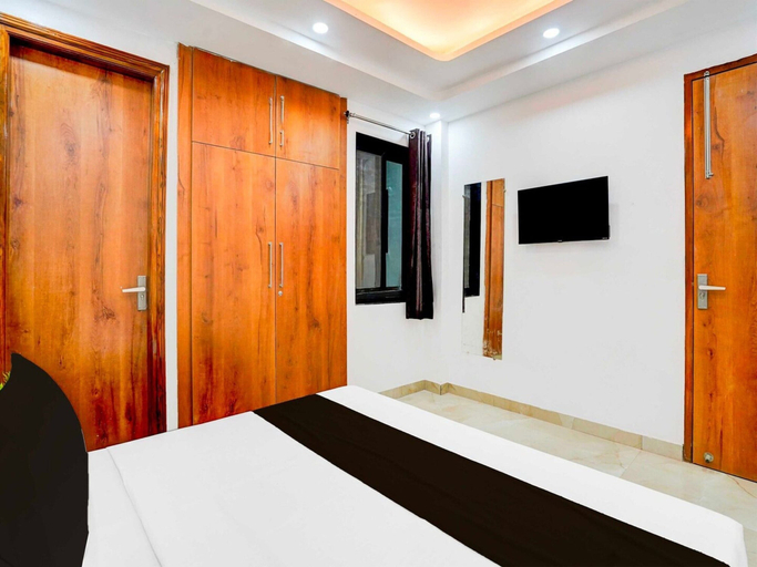 Room 2, Collection O Sector 143b Noida, Gautam Buddha Nagar