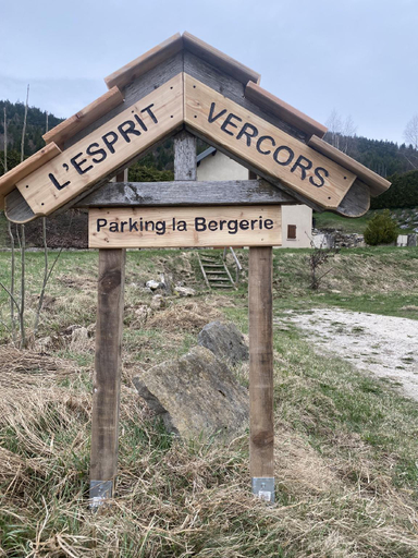 Others 2, Gites de la Planta, Isère