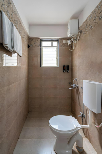 Bathroom 5, StayBird Silver Oak An Apartment Hotel, Pune