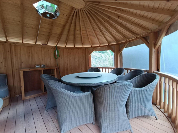 Balcony, Holiday Home in Vayrac With Private Pool, Lot
