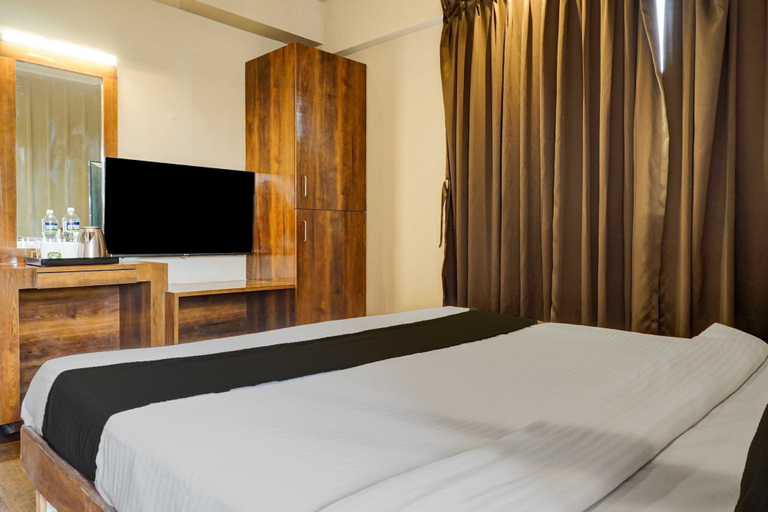 Room 3, Classic Hotel Cilantro, Viman Nagar, Pune