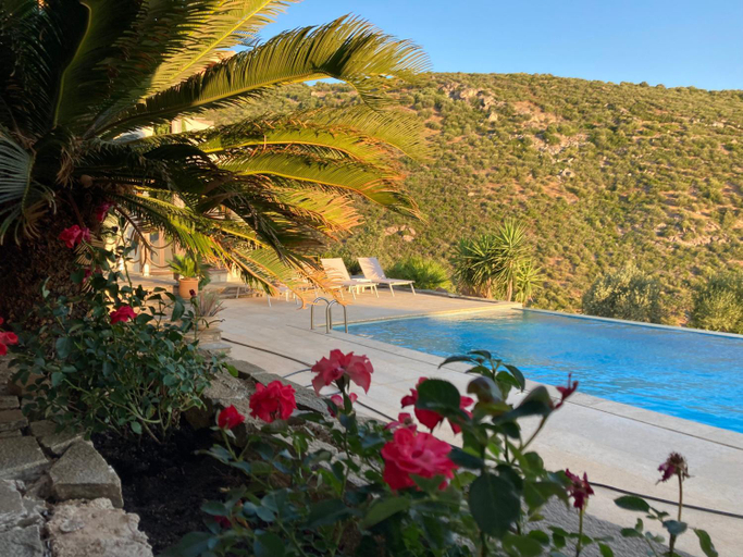 Sport & Beauty 2, Villa Pebbles, Central Greece