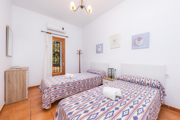 Others 5, Ses Angoixes, Baleares