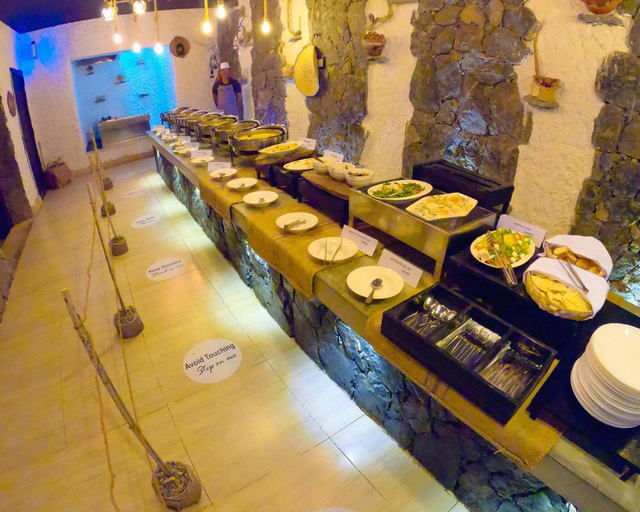 Food & Drinks 2, Sama Jabal Shams Resort, Al Hamra