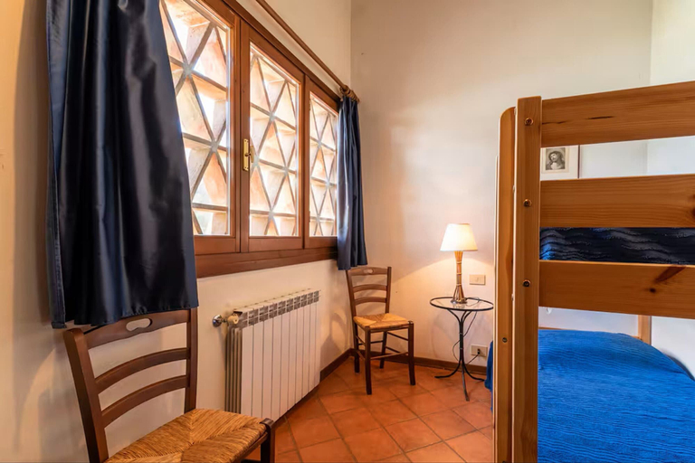 Room 3, Apartment in Laterina With Garden, Arezzo