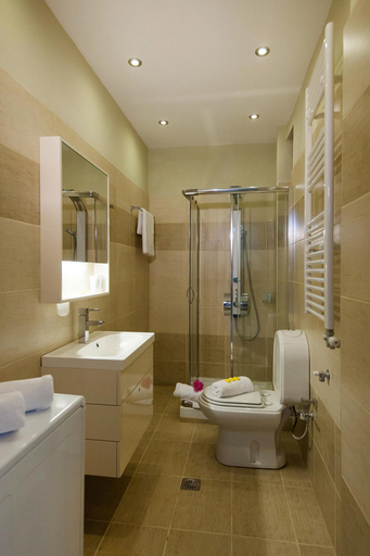 Others 4, Holiday Villa With hot tub, Crete