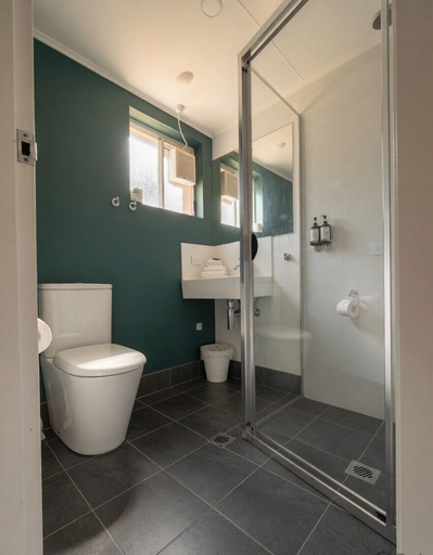 Bathroom 4, Bay House Motel, Wyong - South and West