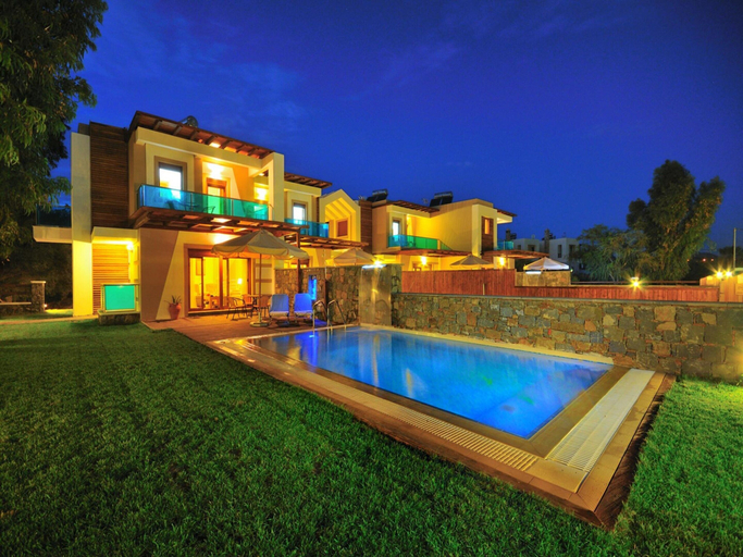 Pool 4, Holiday Home in Kiotari Near the Beach, South Aegean