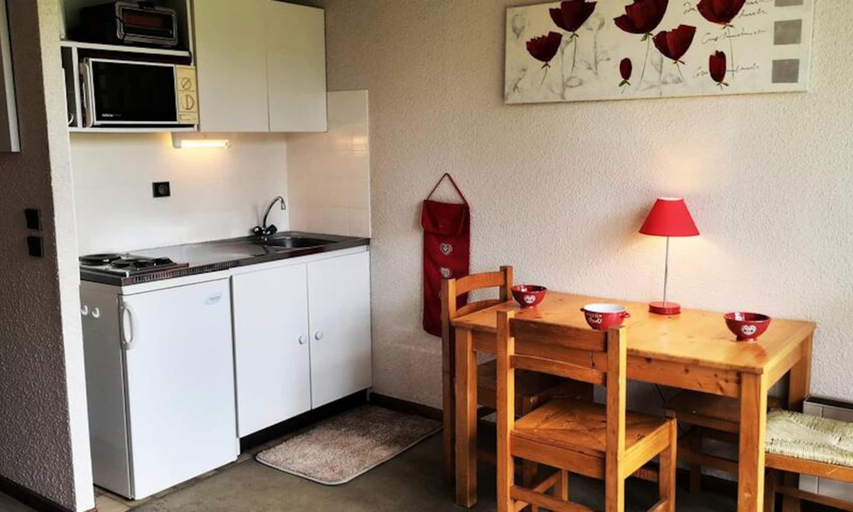 Private kitchen 4, Apartment Near Mont Rond Ski Slopes, Savoie