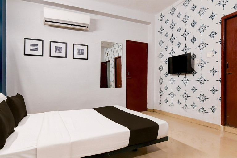 Room 5, Super Hotel O Picnic Garden, South 24 Parganas