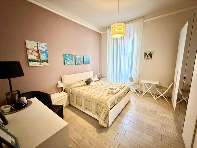 Bedroom, Big Central Room, La Spezia