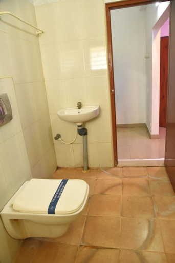 Bathroom 3, RD HOTEL, Erode