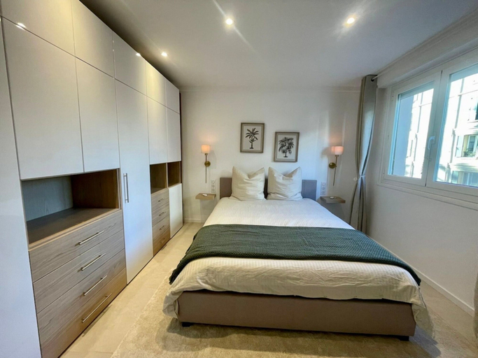 Bedroom 4, Spacious Group Stay in Antibes, Alpes-Maritimes
