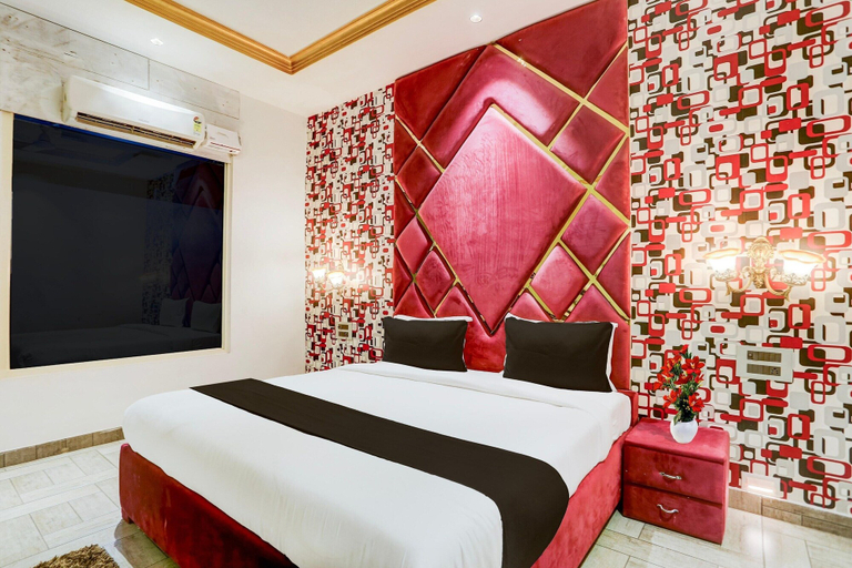 Room 5, Palette Hotel and Resort Bareilly Bellazio Suites, Bareilly