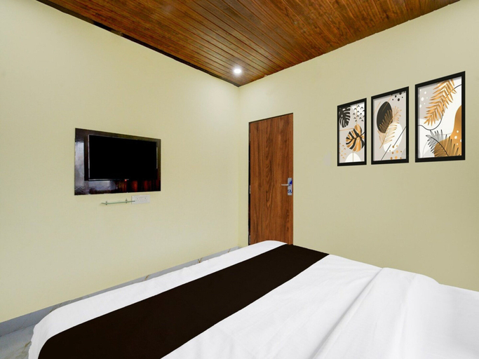 Room 4, Super Collection O Srisailam Highway, Ranga Reddy