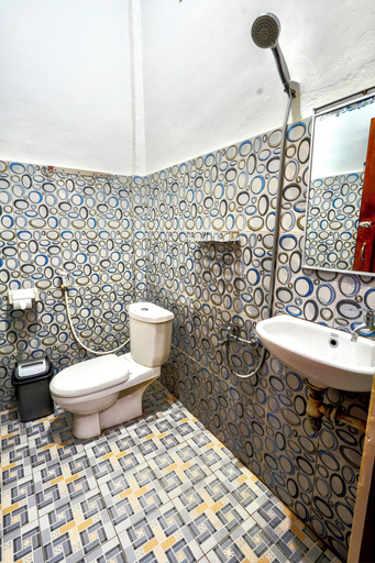 Bathroom 3, Golo Tango Homestay, West Manggarai