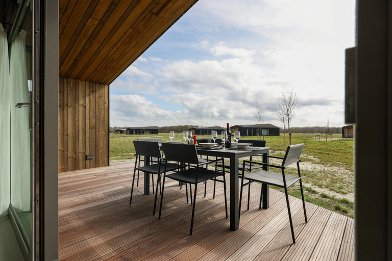 Balcony 3, Lovely House in Nature, Noord-Beveland