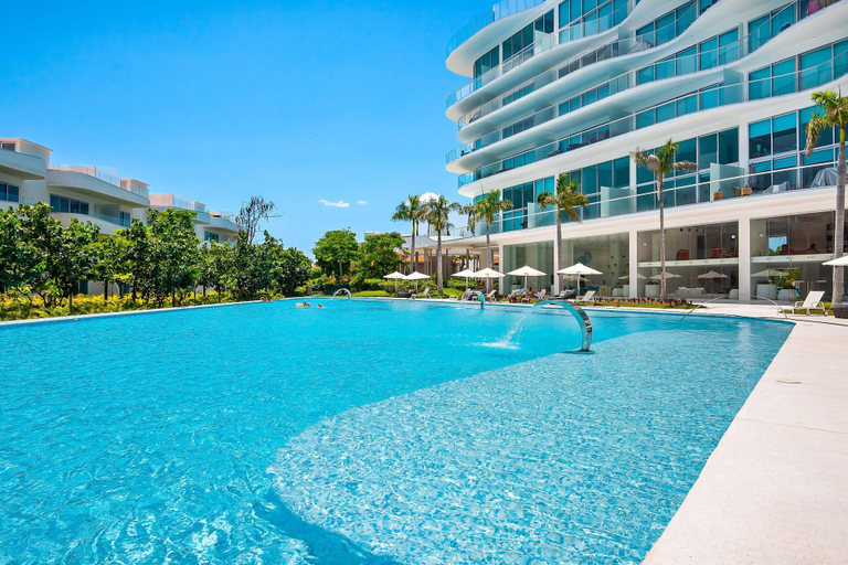 Pool 2, Golf-and-sea Condo With Panoramic Ocean/mountain Views, Pool, Compostela