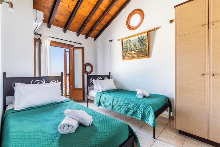 Bedroom 2, Skopelos Country Villas, Thessaly