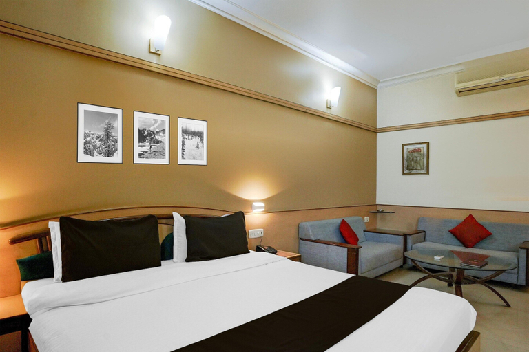 Room 2, Super Deluxe Twin Room Hotel Harmony, Rajkot