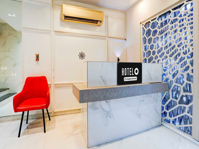 Reception 2, Hotel O Lokhandwala Andheri West, Mumbai Suburban