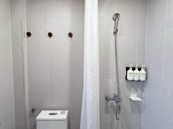 Bathroom 4, Nantug, Tainan