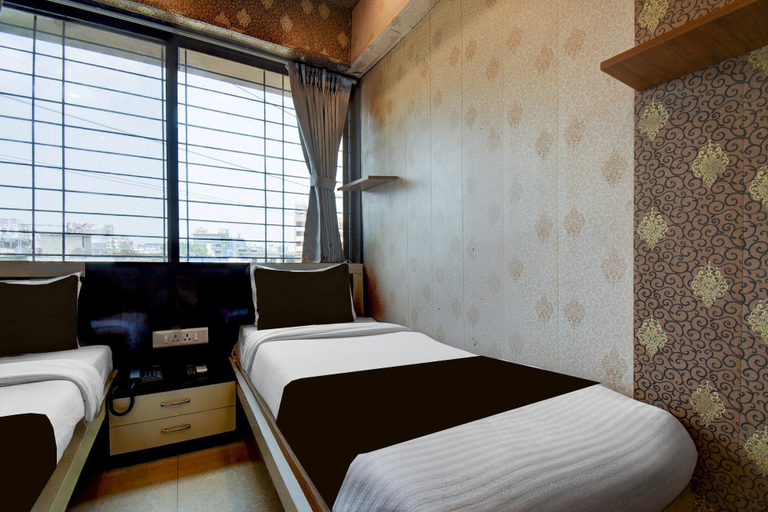 Room 5, Townhouse Chakan Midc Pune Renuka Executive, Pune