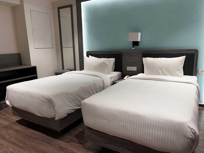 Room 2, Sunday Hotel & Residences Gurugram, Gurgaon