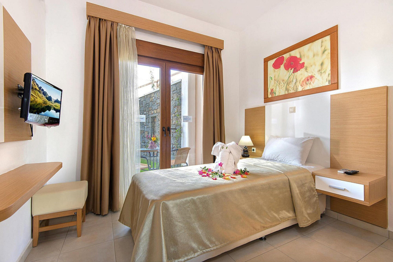 Room 2, Holiday Home in Kiotari With a Swimming Pool, South Aegean