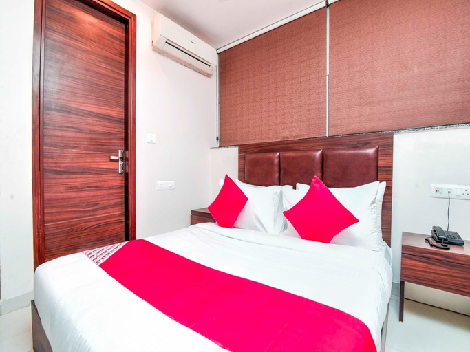 Room 4, Classic Omalloor Temple MTS Lodge, Pathanamthitta