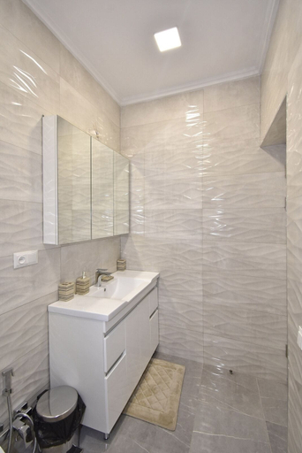 Bathroom 5, Luxury Spacious house in Jrvej
