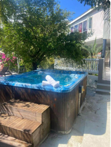 Pool 4, 1-Bdrm Studio Retreat in Rodney Bay w AC