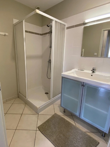 Bathroom 2, Luxurious Villa With Terrace in the Rural Chalais, Charente